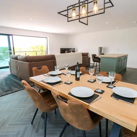 Holiday home Silverbirch - 3 Bedrooms - Sleeps 6 Frizington