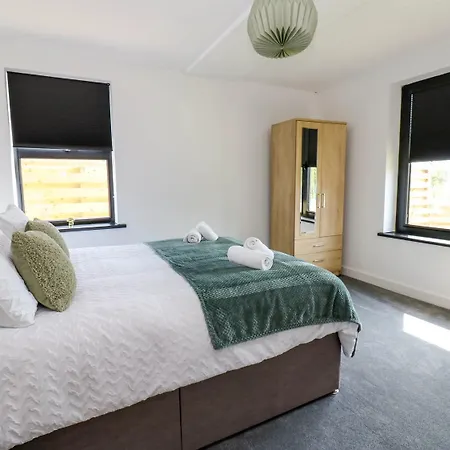 Silverbirch - 3 Bedrooms - Sleeps 6 Frizington